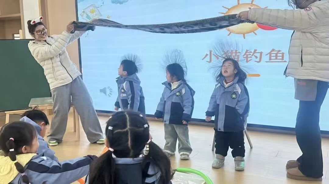 以赛促教强本领 青年教师绽芳华